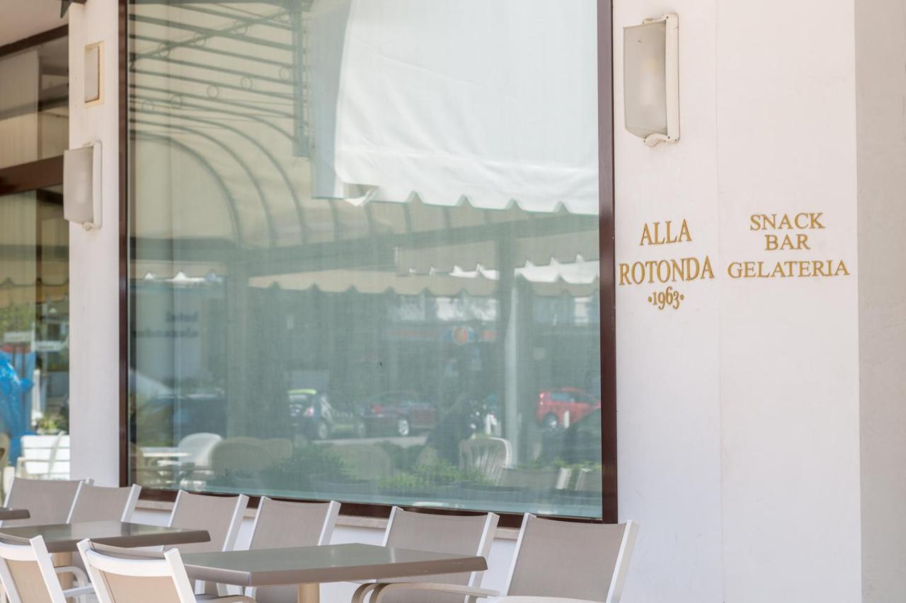 Residence Alla Rotonda Lido di Jesolo Exterior photo