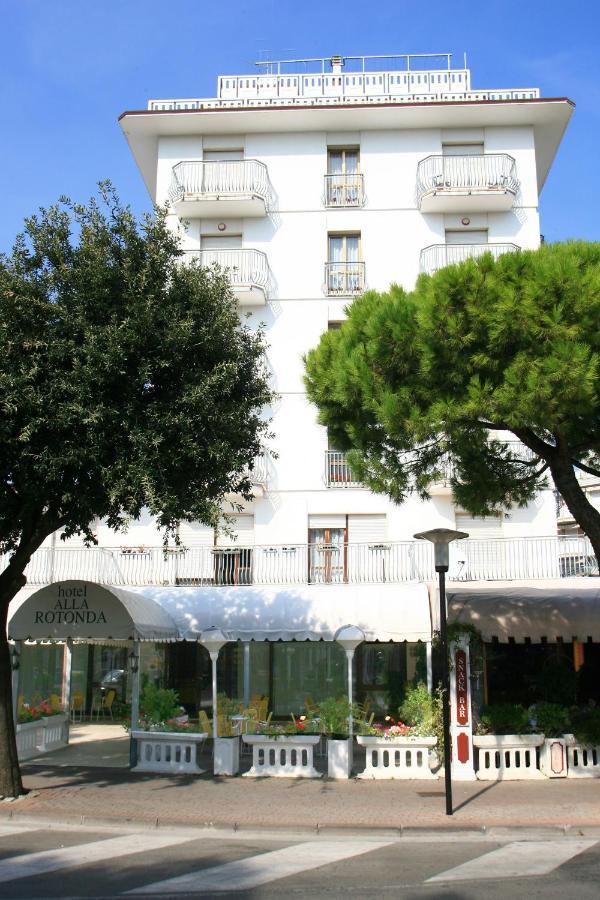 Residence Alla Rotonda Lido di Jesolo Exterior photo